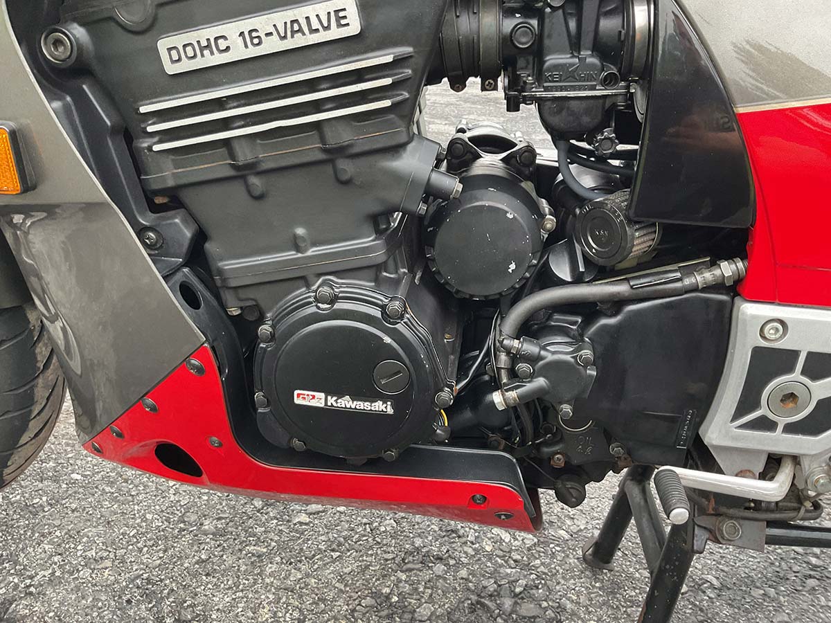 1984 Kawasaki Ninja GPz900R For Sale – Motorcycle Symmetry