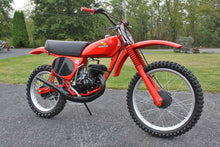 Load image into Gallery viewer, 1978 Honda Elsinore Tahitian Red Motorcycle Paint match