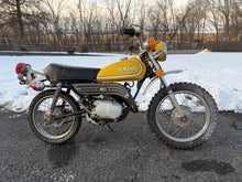 Load image into Gallery viewer, Yamaha Competition Yellow Motorcycle Paint
